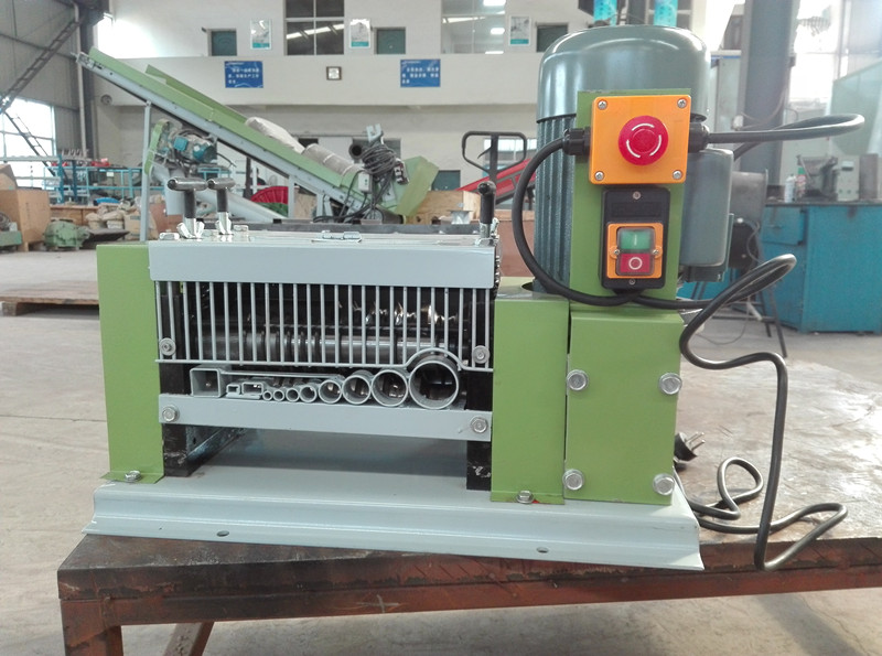 Semi-Automatic Cable Granulator / Recycling Machine