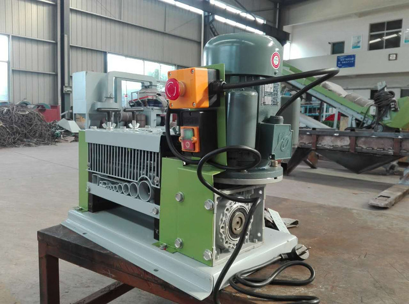 Semi-Automatic Cable Granulator / Recycling Machine