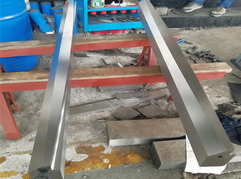 Double Shaft Shredder Blades For Sale