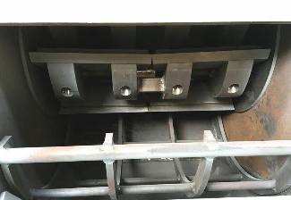 Crusher & Shredder Blade and Sieve Selection Guide: Material, Maintenance & Screen Mesh
